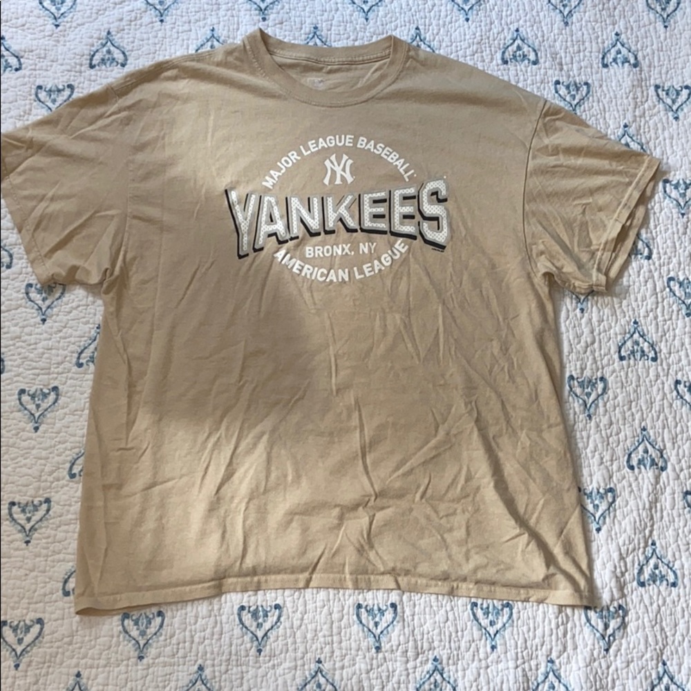 Authentic oversized Yankees tee